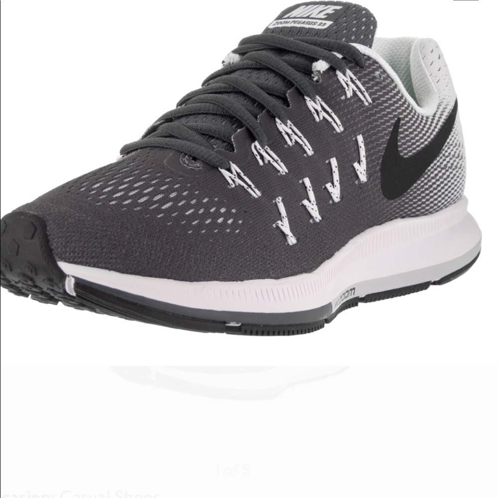 NEW Nike Pegasus 33